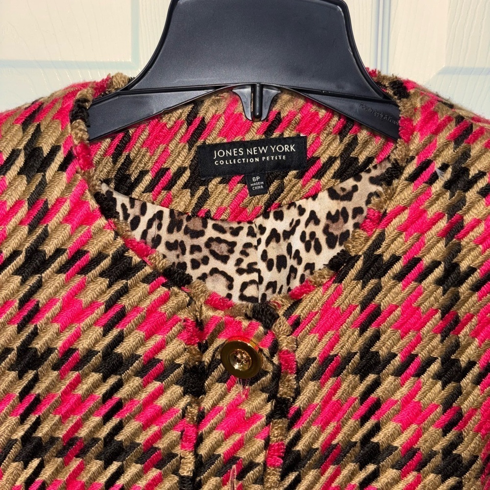Jones New York Signature Women Short Jacket BLAZER Sz 6P PLAID PINK/BLACK/TAN.‌‌ - Picture 3 of 9